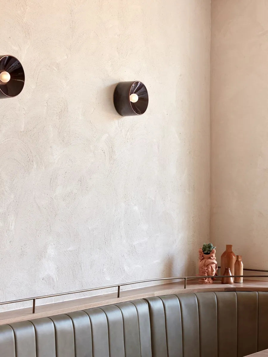 Moderna lámpara de pared negra UrbanNoir - Elegante lámpara de pared de metal